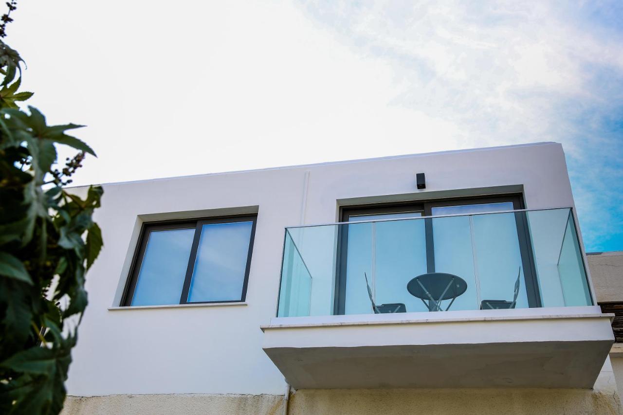 Sea Side Appartment In Kato Paphos מראה חיצוני תמונה