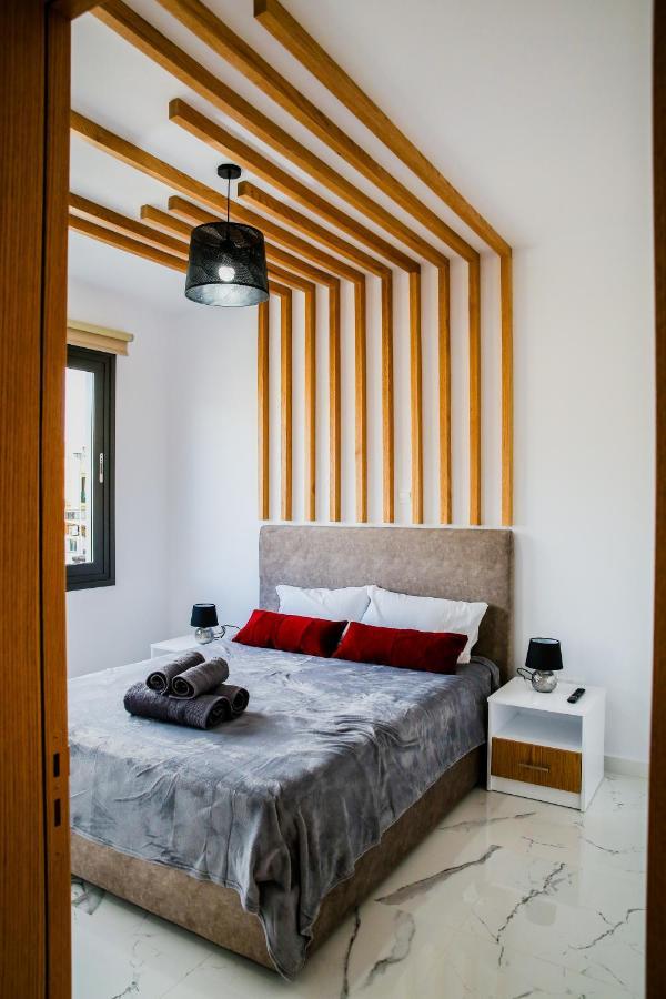 Sea Side Appartment In Kato Paphos מראה חיצוני תמונה
