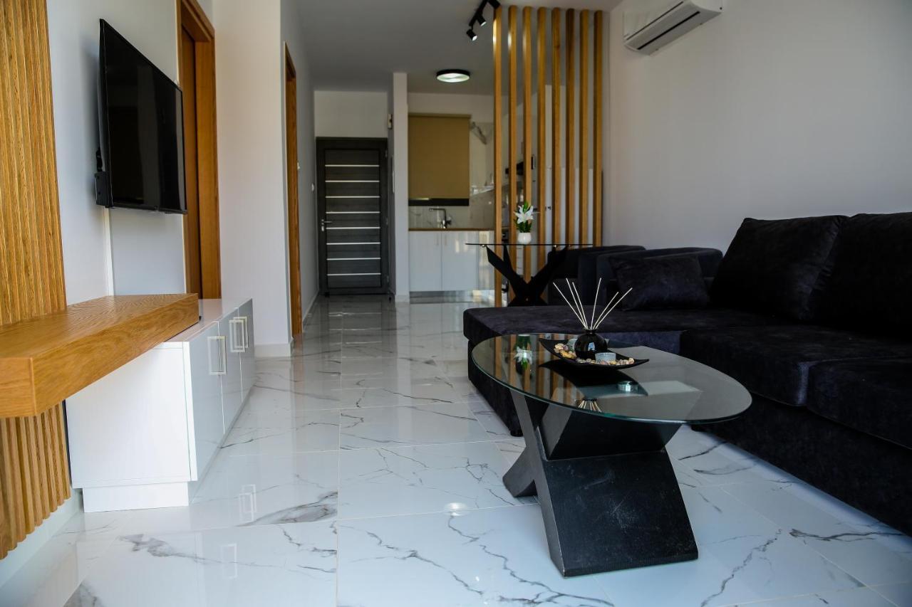 Sea Side Appartment In Kato Paphos מראה חיצוני תמונה