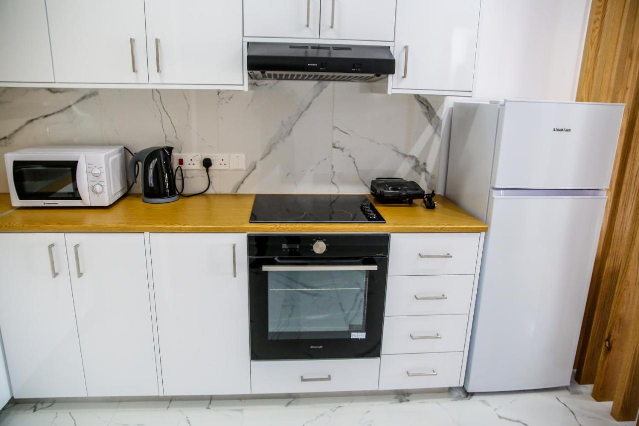 Sea Side Appartment In Kato Paphos מראה חיצוני תמונה
