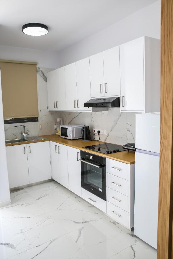 Sea Side Appartment In Kato Paphos מראה חיצוני תמונה
