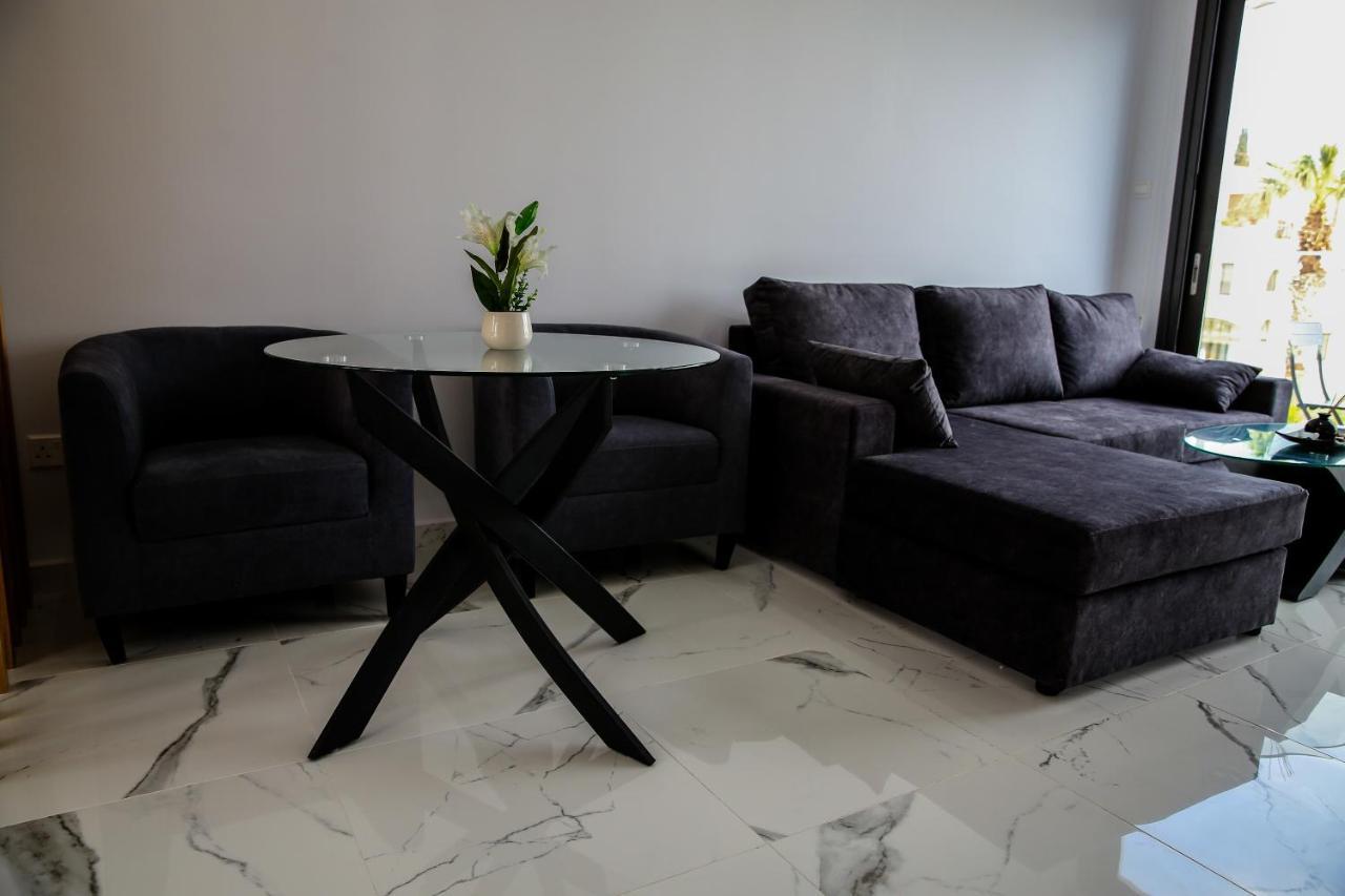 Sea Side Appartment In Kato Paphos מראה חיצוני תמונה