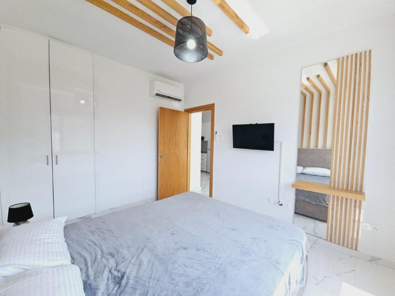 Sea Side Appartment In Kato Paphos מראה חיצוני תמונה