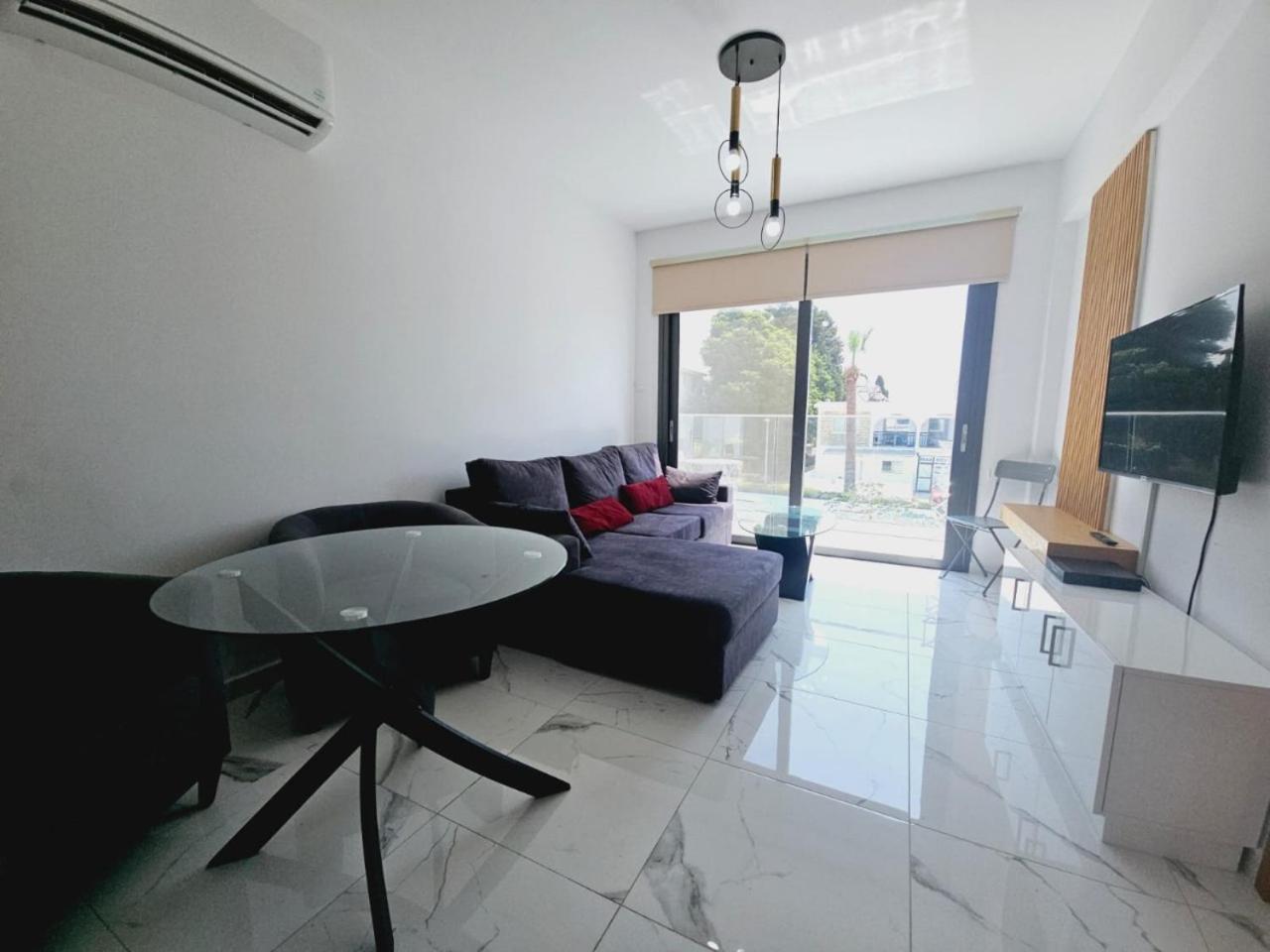 Sea Side Appartment In Kato Paphos מראה חיצוני תמונה